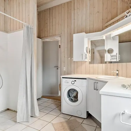 Cozy In With Sauna