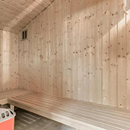 Amazing In With Sauna